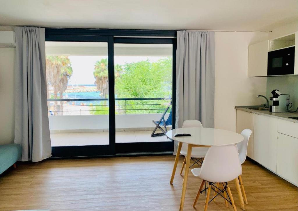 Casa Vacanza Acquamarina 托雷斯港 外观 照片