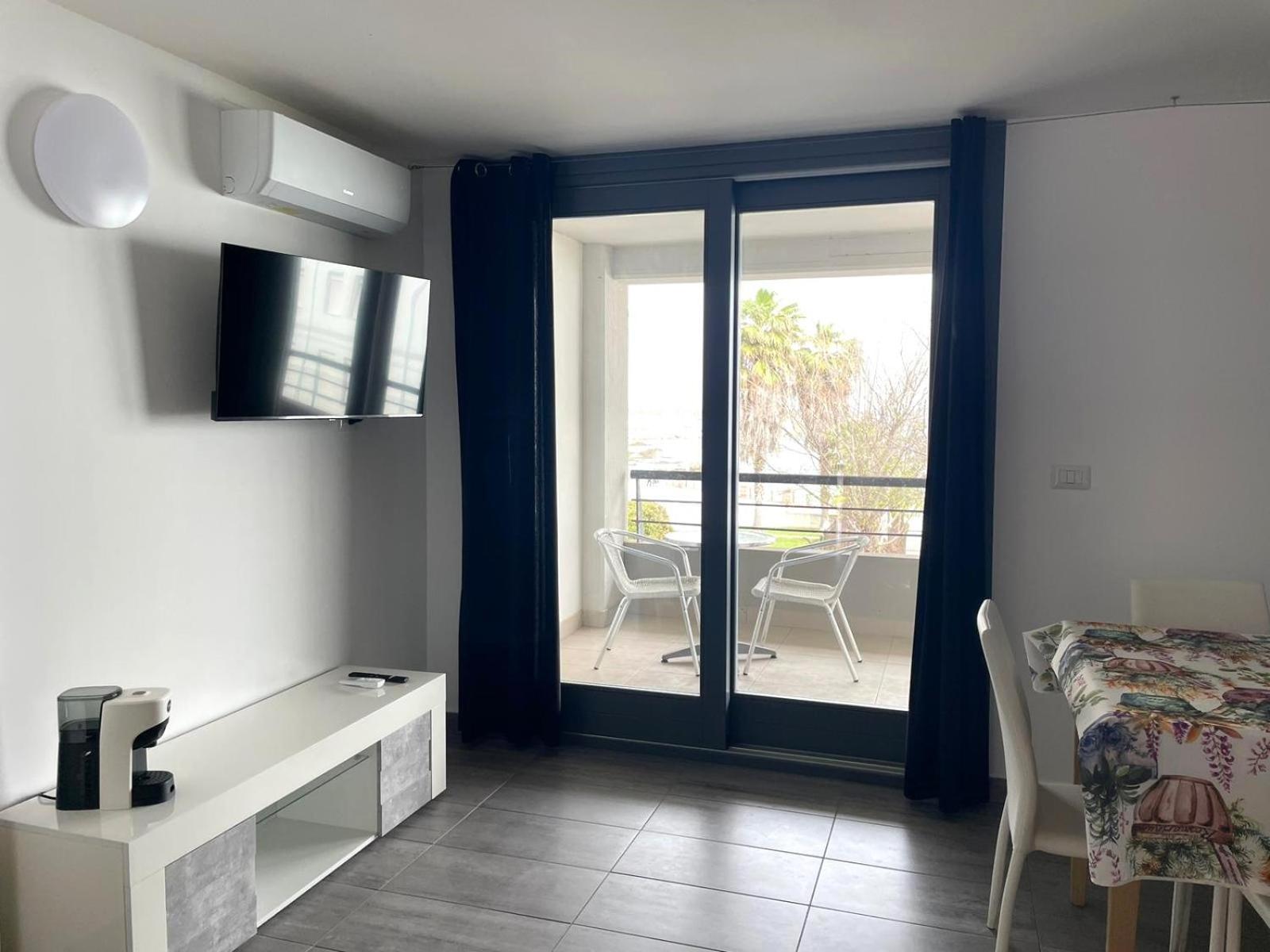 Casa Vacanza Acquamarina 托雷斯港 外观 照片