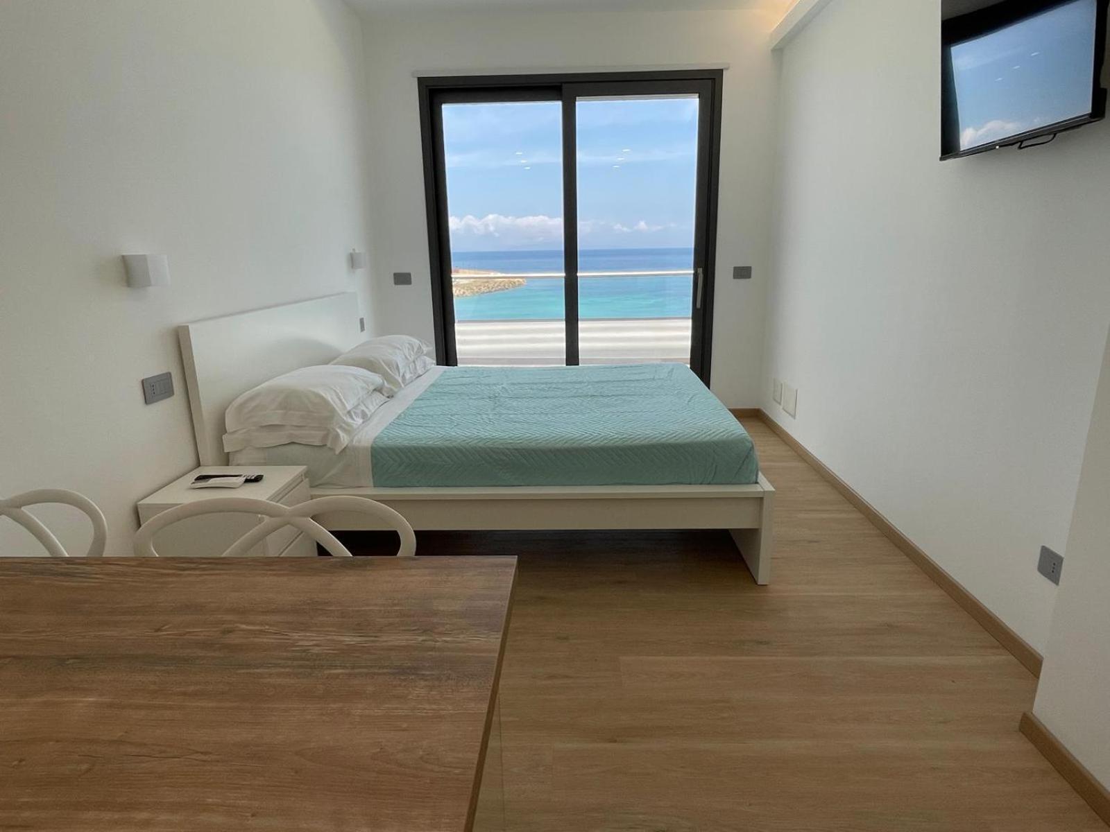 Casa Vacanza Acquamarina 托雷斯港 外观 照片